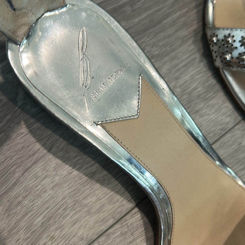 Brian Atwood Kendyll Silver Studded Low Heel Sandals Sz 6.5 - Picture 7 of 15